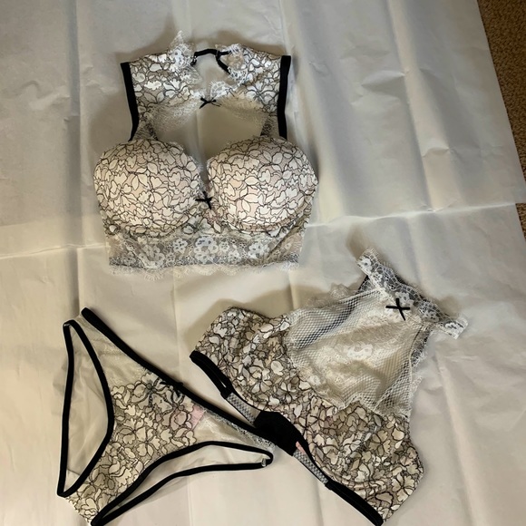 Victoria’s Secret 3 pieces set - Picture 2 of 15